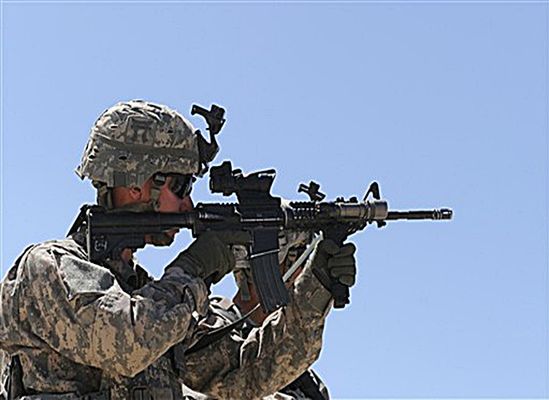 Jak wojsko ma walczyć ze stresem bojowym