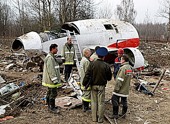 Dowódca Tu-154 nie miał uprawnień do lądowania?