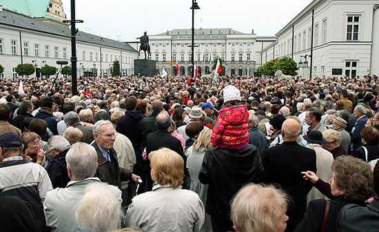 Protest pod Pałacem Prezydenckim