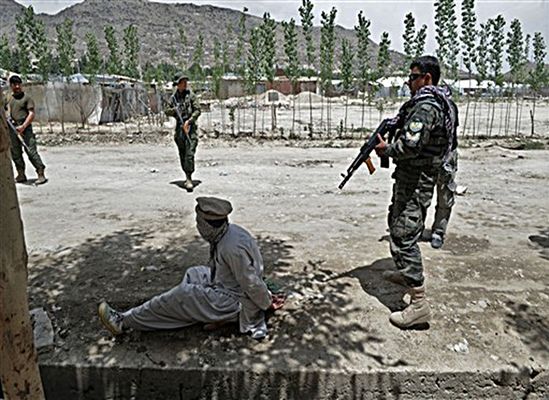 "Jeśli talibowie złożą broń, dostaną miejsca w rządzie"