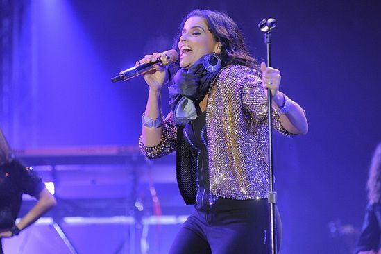 Znana wokalistka odda pieniądze zarobione u Kadafiego