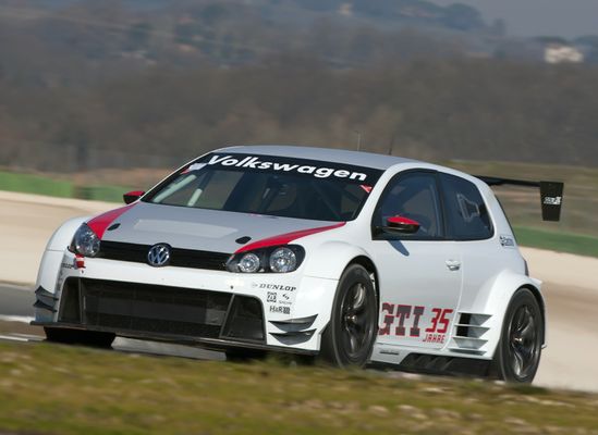 VW Golf wraca na Nurburgring