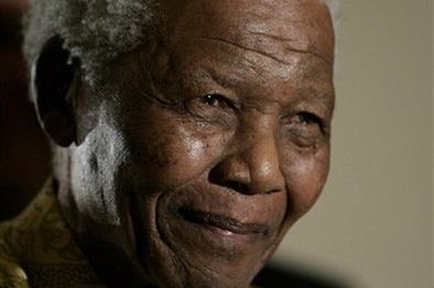 Były prezydent RPA Nelson Mandela obchodzi 90. urodziny