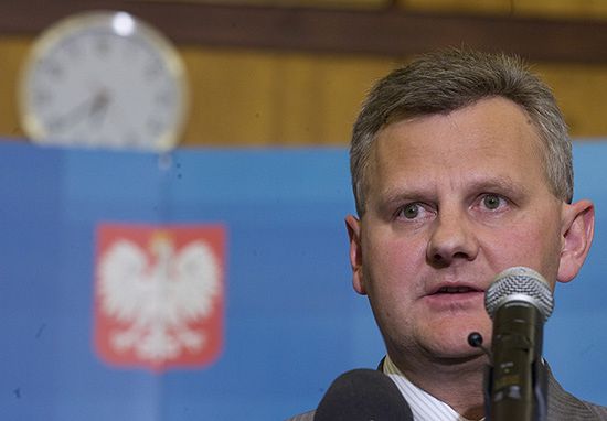 Minister Grad odpiera zarzuty