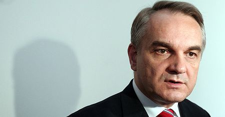 "Wygrana kandydata PiS lub PO to lata kłótni i awantur"