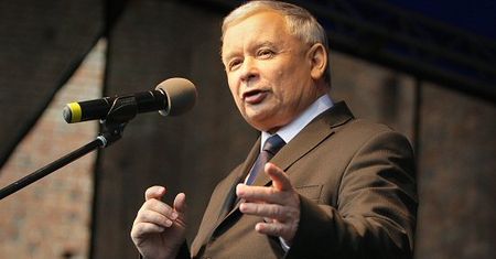 Kaczyński: zamiast być w Łomży, włóczę się po sądzie