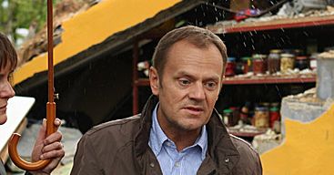 Tusk: Komorowski nie konsultował tego ze mną