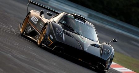Pagani Zonda R na Nurburgringu