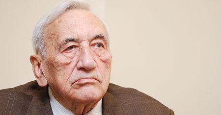 Mazowiecki: Komorowski dojrzał do prezydentury