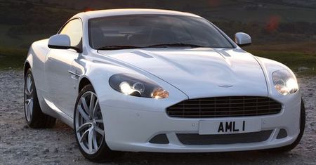 Aston Martin DB9 2011