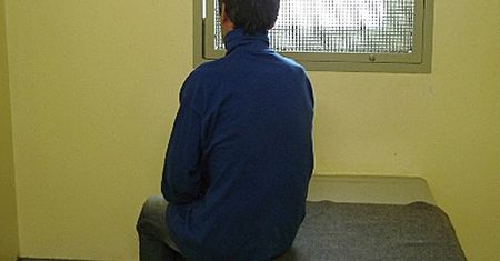 Ojciec zadźgał córkę i jej chłopaka, gdy spali w łóżku