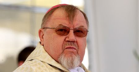 Biskup: Kościół rzekomo pazerny? Nie sięgamy po cudze