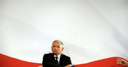 "Skończyć z tą udawaną debatą i przyjąć propozycję PiS-u"