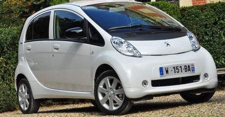 Test: Peugeot iOn - Czy prąd ma sens?