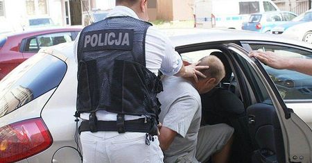 Gwałcił kobiety pod groźbą zadźgania nożem