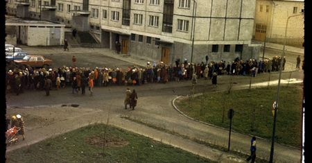 "Komuno wróć!"