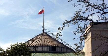 Premie w Sejmie, po 50 tys. dla marszałków