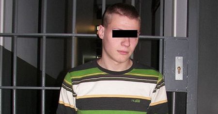 Okradł rodziców, by za 10 tys. zł zabawić się w kasynie