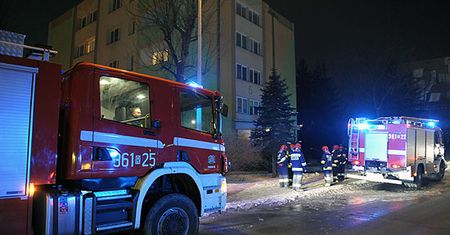 Dzieci w szpitalu po pożarze; straż wezwała dziewczynka