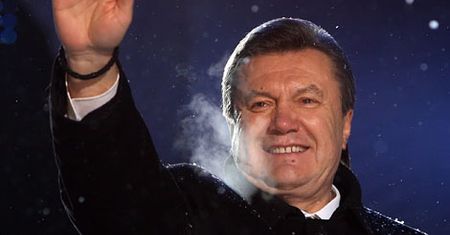 "Tymoszenko i Janukowycz - walczą, a są tacy sami"