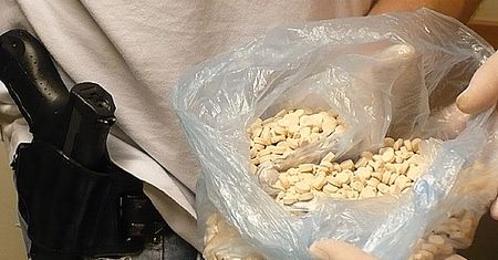 Miał w kieszeni ponad 1200 tabletek ekstazy