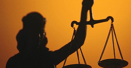 Spuścił rottweilera i owczarka na inspektora pracy