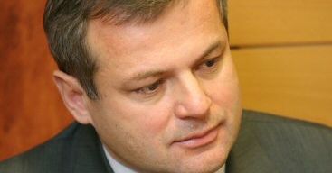 J. Kaczyński: doktor Garlicki przykładem zepsucia III RP