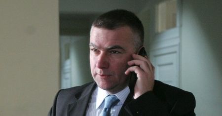 Graś miał obowiązek zgłosić, że mieszka za darmo u Niemca