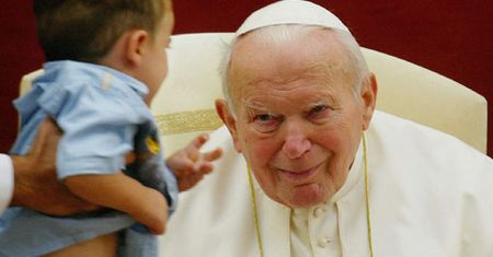 Papież to autorytet, jego wskazania - niekoniecznie
