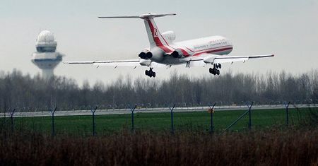 Zakończył się drugi eksperymentalny lot Tu-154
