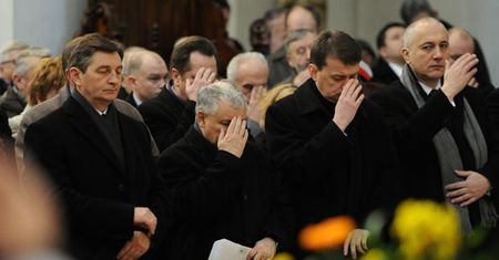 PiS jednoczy siły z Kościołem?