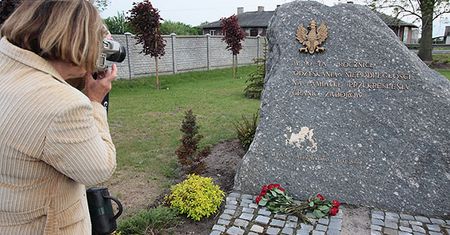 Tablica pod Strzałkowem: policja szuka sprawcy