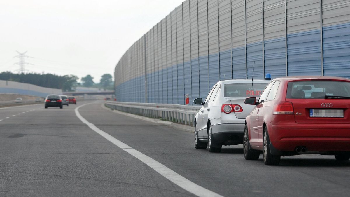 Samochód można zatrzymać na autostradzie tylko w razie poważnej awarii lub zagrożenia życia