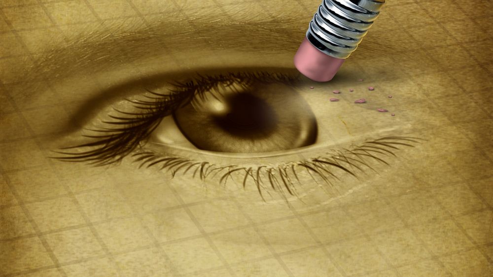 jęczmień na oku może przeistoczyć się po dłuższym czasie w tzw. gradówkę