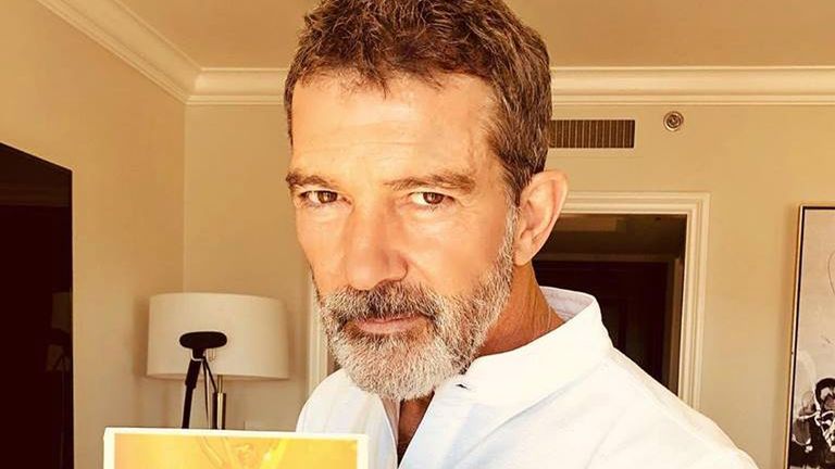 Mimo upływu lat i problemów ze zdrowiem, Antonio Banderas nie zwalnia tempa pracy