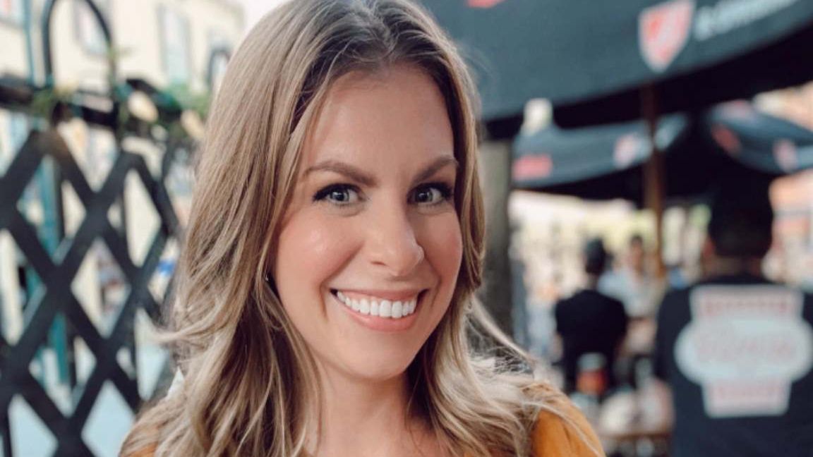 Zignorowała pozornie nieszkodliwe dolegliwości. Usłyszała, że to rak jelita grubego, gdy miała 39 lat