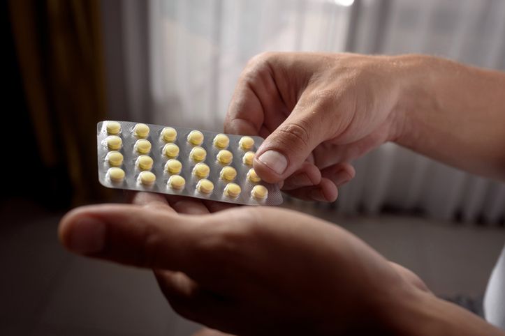 Masz je w apteczce? Mogą wywołać zaburzenia rytmu serca i bezsenność