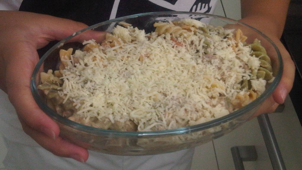 Makaron z serem to smaczny posiłek, aczkolwiek może być kaloryczny