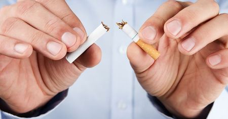 Złe prawo zabija tysiące Polaków.  Lekarze mają pomysł, jak namówić palaczy do rzucenia nałogu