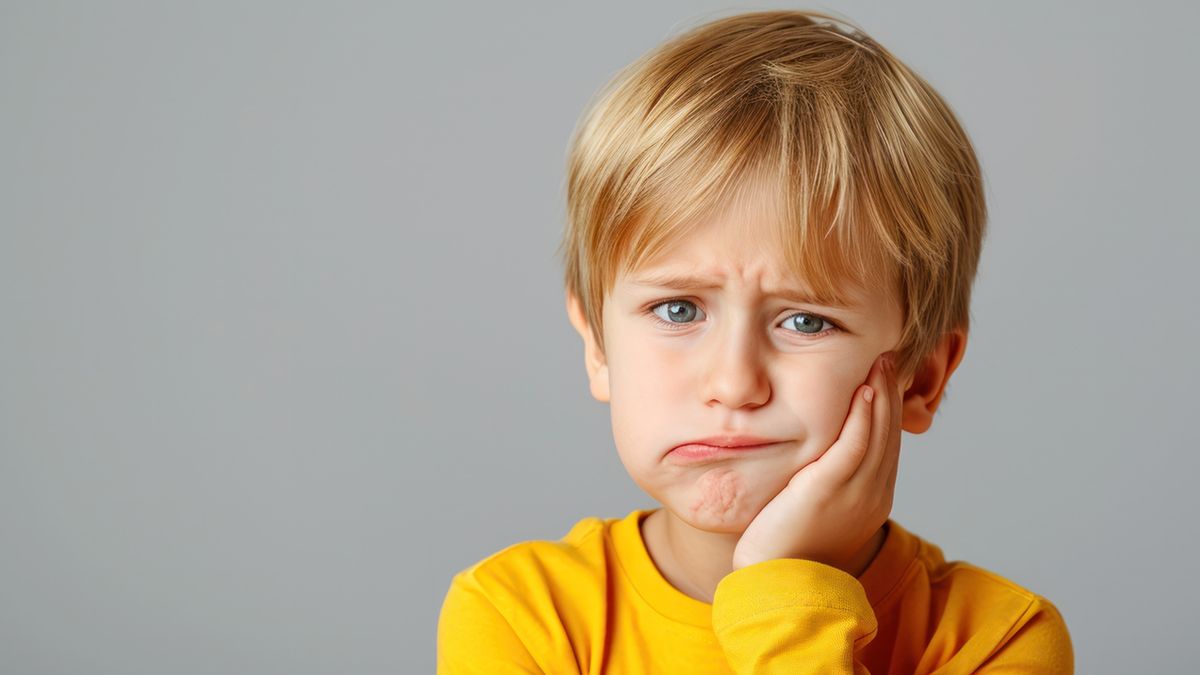 Spuchnięty policzek u dziecka: przyczyny