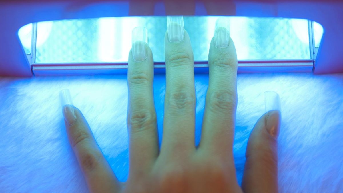 Od 1 września wchodzi w życie zakaz popularnych kosmetyków do stylizacji paznokci