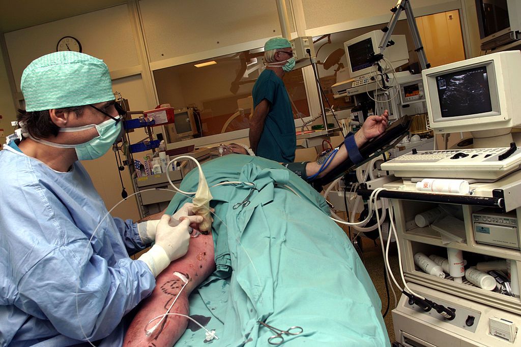 Jak dbać o kondycję żył, aby uniknąć zakrzepicy? Ekspert wyjaśnia