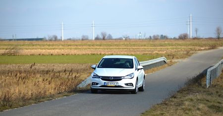 Opel Astra 1.6 CDTi