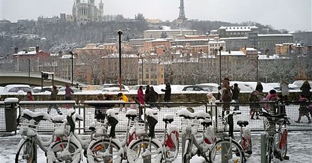 Alarm śniegowy we Francji