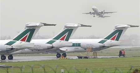 Alitalia drastycznie zredukuje liczbę lotów