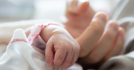 Głogów. 13-latka urodziła dziecko. Ojcu grozi nawet 12 lat pozbawienia wolności