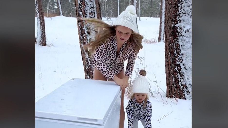 Nazywają ją złą matką. Hartuje dzieci w lodowatej wodzie