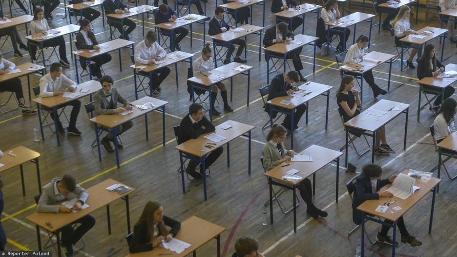 Jak zdobyć dodatkowe punkty w rekrutacji do szkół średnich? Wystarczy prezentacja o Lechu Kaczyńskim