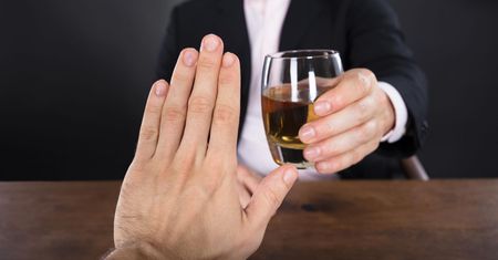 Suchy styczeń. Odstaw alkohol i zobacz, co się stanie