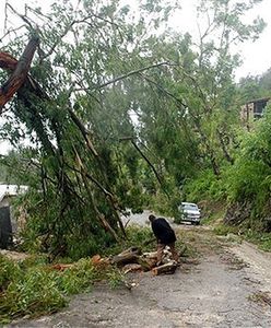 Tropikalna burza Hanna zabiła 10 osób